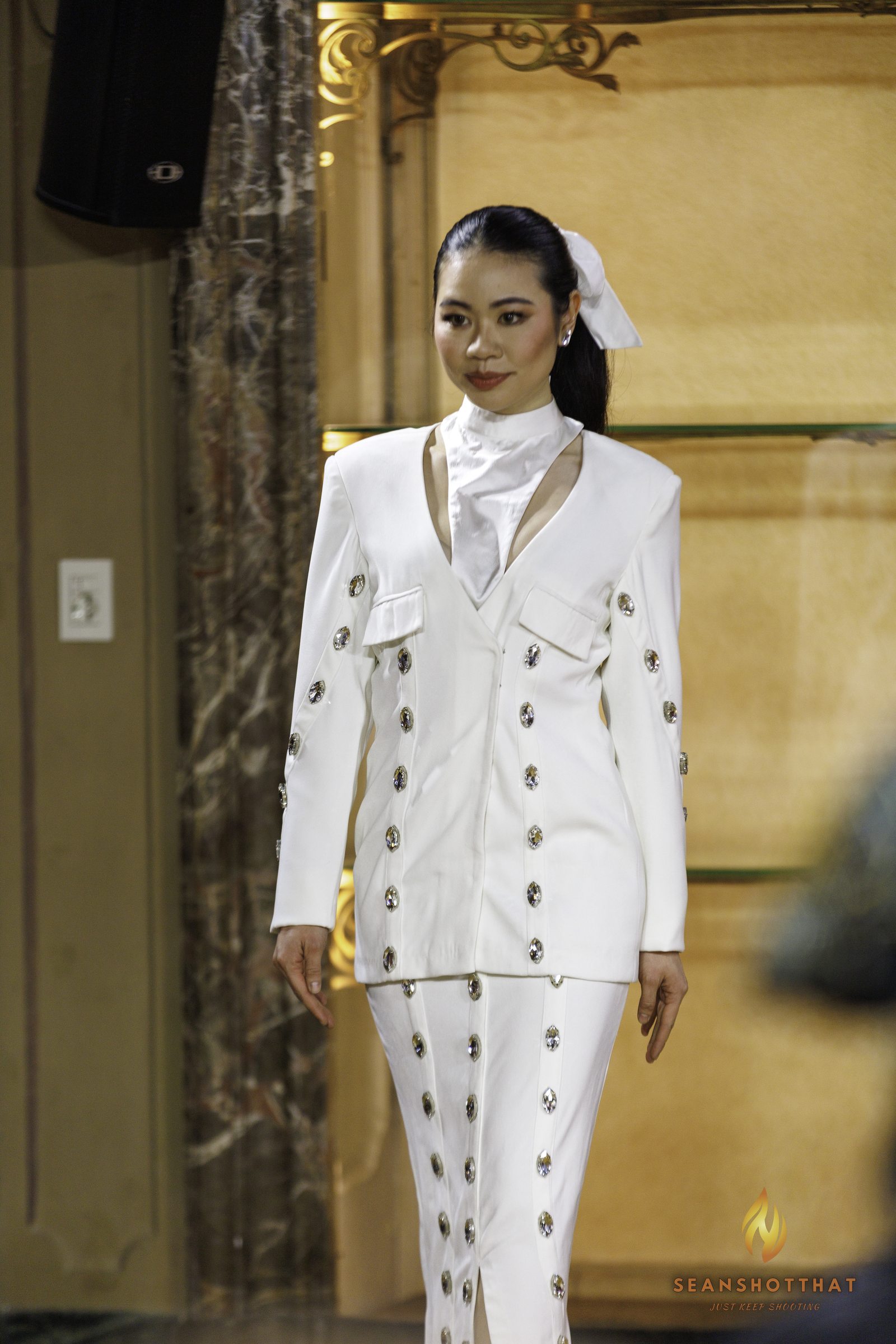 White Tailored Line at Milan Fashion Week